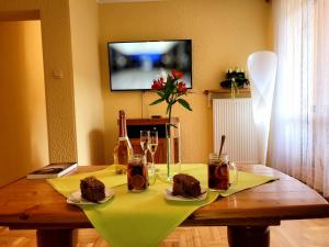 Jedlo v ubytovaní bed & breakfast alebo blízkom okolí