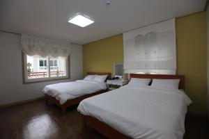 Gallery image of Good Day Pension in Seogwipo