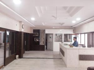 Lobbyen eller receptionen på Hotel Ranjit Residency