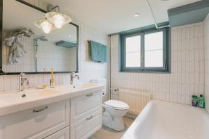 Bilik mandi di The Farmhouse +37 gambar