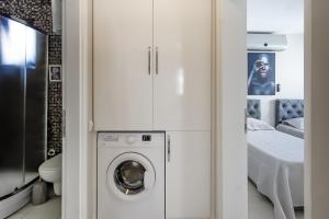 Foto dalla galleria di Central and Comfortable Apartment with Shared Pool near Beach in Bodrum a Bodrum City