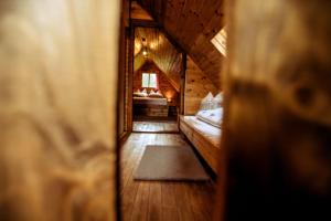 Letto o letti in una camera di Almhütte Hebalm