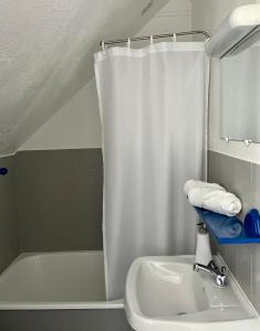 Kúpeľňa v ubytovaní HOTEL KAN AVEL