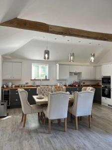 Kuchyň nebo kuchyňský kout v ubytování Boundary Cottage