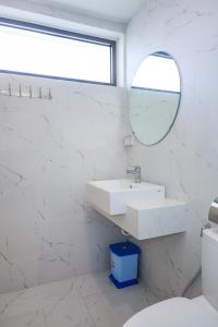 Bilik mandi di Căn hộ 2 phòng ngủ trực biển Quy Nhơn, TMS Pullman căn góc +16 gambar