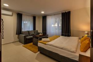 Posedenie v ubytovaní Apartamenty Wakacyjna Wioska Ngô 20m od Suntago