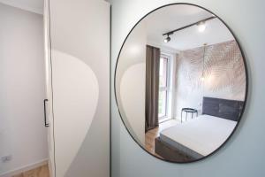 Posteľ alebo postele v izbe v ubytovaní Rent40 Apartamenty Aura 2 Gdańsk Old Town