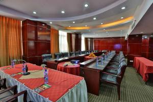 Posezení v ubytování Harmony Hotel + 37 fotografií