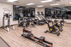 Palestra o centro fitness di EVEN Hotel Eugene by IHG