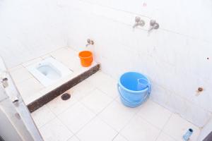 Koupelna v ubytování Hotel laxminarayan