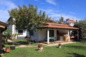 Vonkajšia záhrada v ubytovaní Studio Umag 7666a