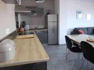 Imagen de la galería de Banyuls-sur-Mer: Appartement Neuf 4 Pers, Terrasse, Clim, WIFI - FR-1-309-208, en Banyuls-sur-Mer