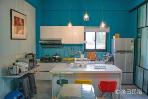 Kuchyň nebo kuchyňský kout v ubytování Chikubi Homestay
