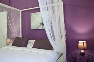 Łóżko lub łóżka w pokoju w obiekcie Happy Stay Guesthouse