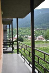Nespecifikovaný výhled na hory nebo výhled na hory při pohledu z hotelu
