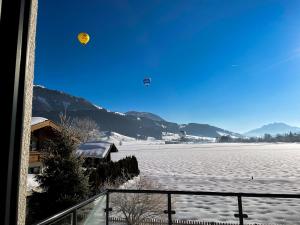 Fotografia z galérie ubytovania Haus Waltl v destinácii Sankt Johann in Tirol