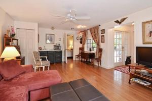 Gallery image of Sabal Palm House Bed and Breakfast in Lake Worth
