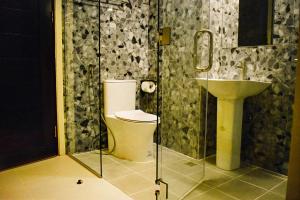 Bagno di Sempre Premier Inn - MACTAN AIRPORT HOTEL
