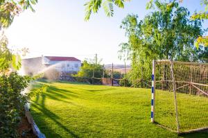 Zahrada ubytování Casas Rurales Alhambra - Lagunas de Ruidera