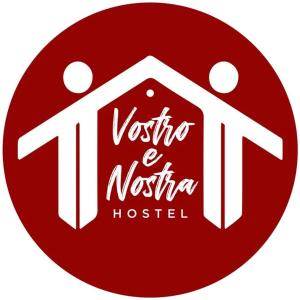 ein rotes und weißes Logo für das Avetura-Krankenhaus in der Unterkunft Vostro e Nostra in Vigan City