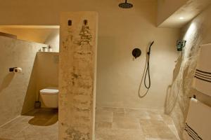 Ein Badezimmer in der Unterkunft Cal Mestre Casa Rural