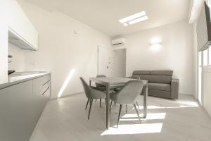 Küche/Küchenzeile in der Unterkunft Milleventi Apartments Bologna