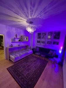 Ein Bett oder Betten in einem Zimmer der Unterkunft Central City Privatapartment Relax-Inn, Netflix & Sky TV!
