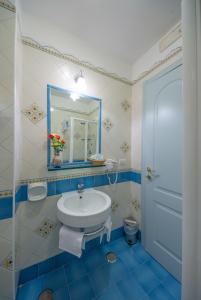A bathroom at Meublè Casa Mannini Rooms