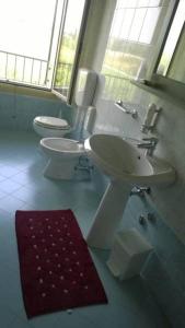 Phòng tắm tại Albergo del Po