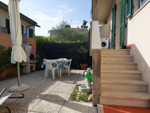 Balkón alebo terasa v ubytovaní Appartamento Castiglioncello 500 mt dal mare