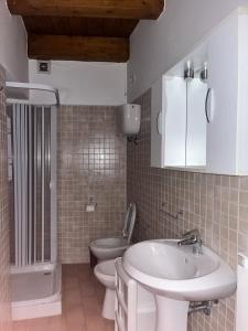 Kúpeľňa v ubytovaní Appartamento vacanze Dell'Orso