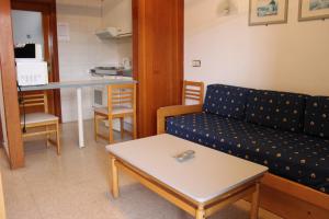 Gallery image of Apartamentos Alpha in Benidorm