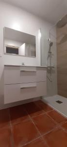 A bathroom at Canteras Home