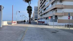 Fotografie z fotogalerie ubytování Apartamento al lado de la playa y con garaje v destinaci Cádiz