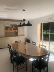 Ảnh trong thư viện ảnh của Maison Le Bel Air à 3km du virage de Mulsanne 9 couchages ở Ruaudin