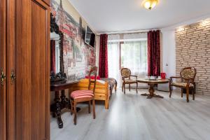 Posedenie v ubytovaní Royal Gdansk