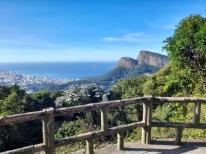 a view of the table mountain from cape town at Secreto Quartos in Rio de Janeiro
