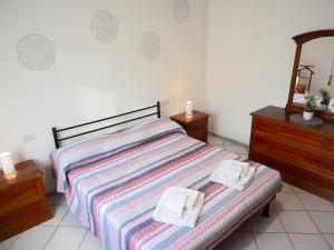 A bed or beds in a room at Relax&Natura a 6 minuti da BRESCIA Wifi a Rezzato