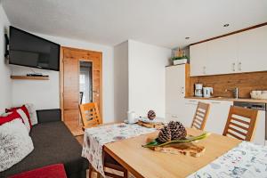 Kuchyň nebo kuchyňský kout v ubytování Apartments Renata Gries 201
