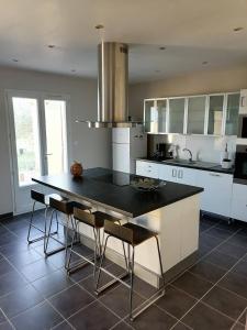 Kuchyň nebo kuchyňský kout v ubytování Gite la Picholine_Bourg Saint Andéol