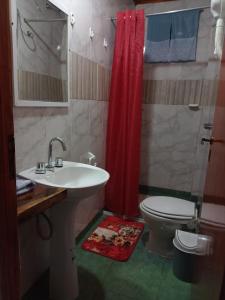 A bathroom at La Mulata Apart