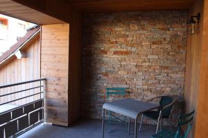 Balkon lub taras w obiekcie grand et bel appartement au cœur du haut-Doubs