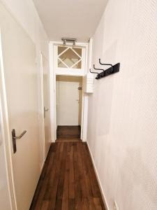 Fotografia z galérie ubytovania Loft atypique au calme avec cour privative v destinácii Bourges