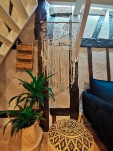 Posedenie v ubytovaní Loft atypique au calme avec cour privative