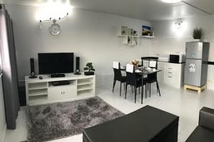 Ảnh trong thư viện ảnh của T11 Popula Condo by Prathomlerk ở Pak Kret +33 ảnh