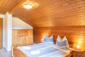 Postel nebo postele na pokoji v ubytování Ferienwohnung Oberangerhof