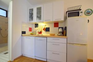 Kuchnia lub aneks kuchenny w obiekcie Apartments Cordasev