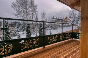 GórSKI Przystanek Apartament Parzenica i Rozeta v zime