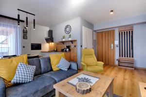 Posedenie v ubytovaní GórSKI Przystanek Apartament Parzenica i Rozeta