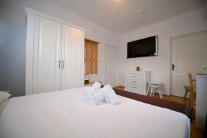 Galeriebild der Unterkunft Pensiunea HERA Hațeg in Haţeg